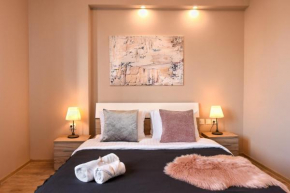 PASTEL HUES - Homey Central Apartment near Armeneasca